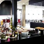 Campanile Paris Ouest - 3*