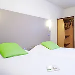 Hotel Campanile Paris Ouest -