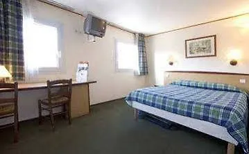 Campanile Paris Ouest -