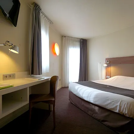 Hotel Campanile Paris Ouest - 3*