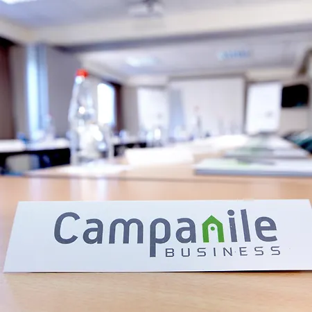 Campanile Paris Ouest - Hotel 3*