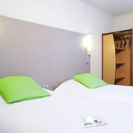Hotel Campanile Paris Ouest -